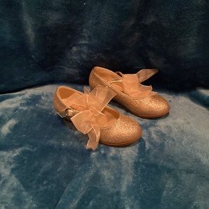 Brand new shoes never been worn before size 11.5 in toddlers